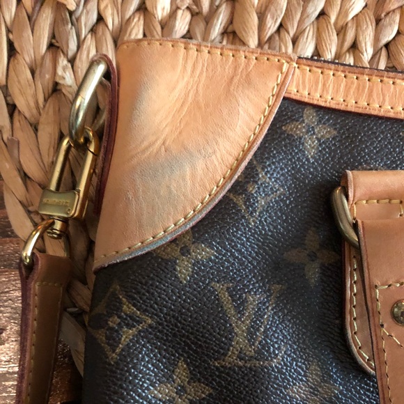 Authentic Louis Vuitton Odeon GM - Picture 3 of 8